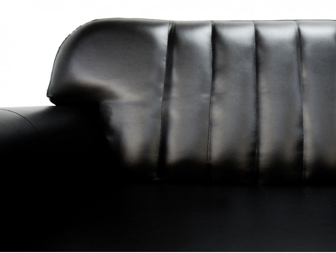 Офисный диван "Челси" артикул 2106